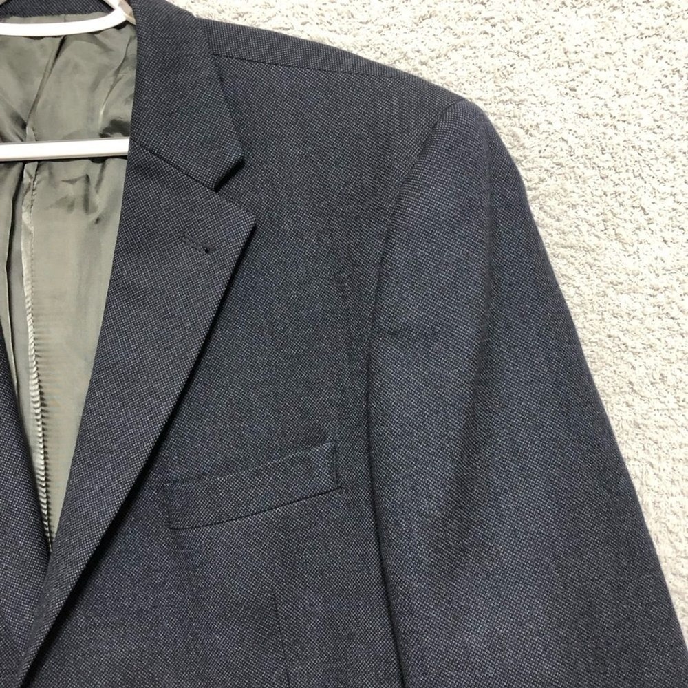 Jos. A. Bank Men's Navy Wool Blazer Size 46R Two Button Sport Coat - Picture 5 of 16